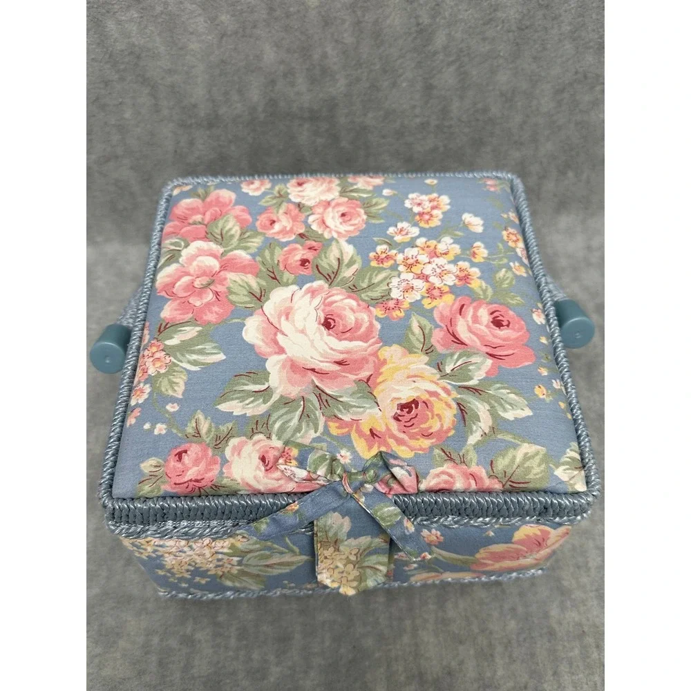 Vintage Floral Sewing‎ Basket Blue Pink Rose Craft Organizer with Tray Handle